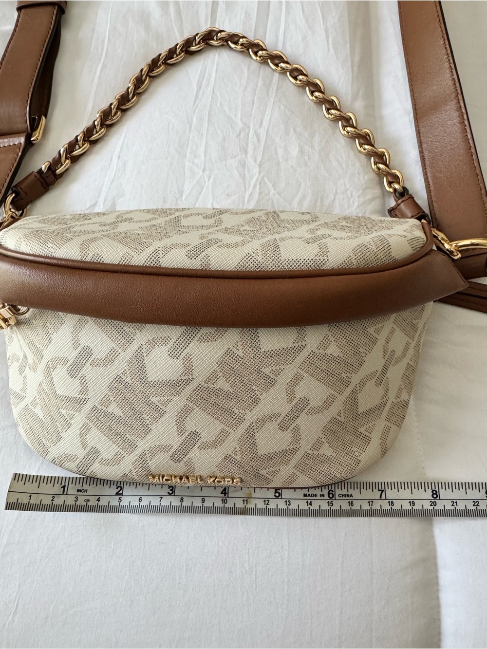 Michael Kors Cream and Brown Logo Crossbody with Gold Chain - Picture 4 of 7